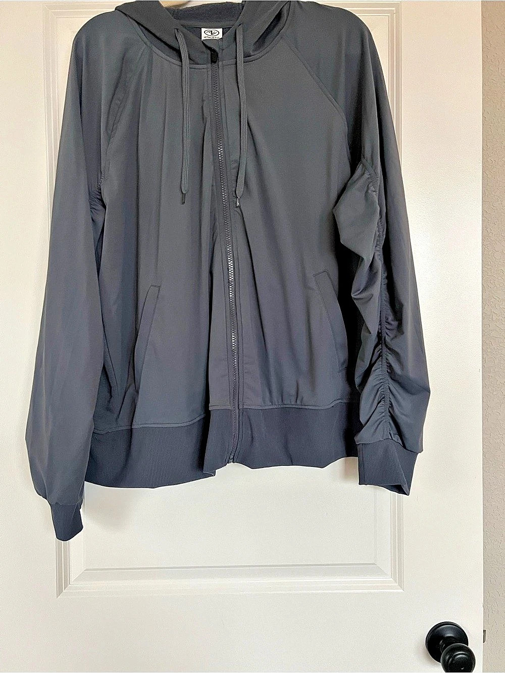 Athletic Women's Gray Jacket with Ruched Sleeves Size 3XL (22)